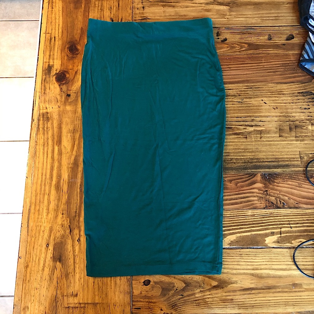 Forever21 Green Midi Pencil Skirt - Size Small